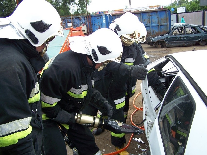 Szkolenie i egzamin strażaków ochotników w Bytowie