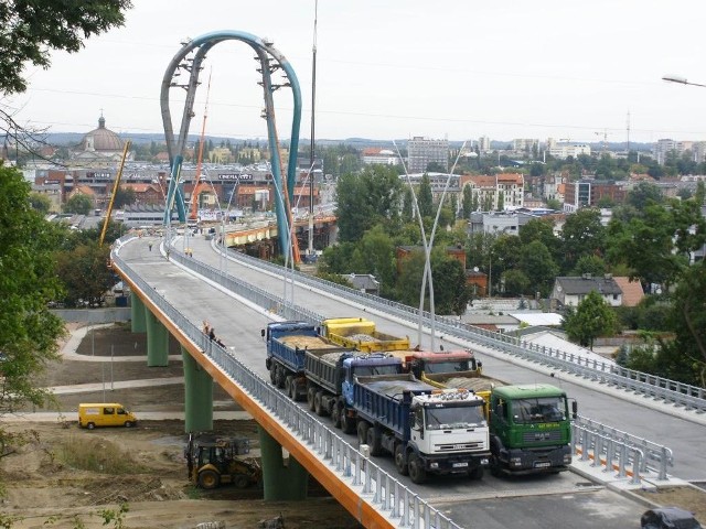 Senator Andrzej Kobiak z Platformy Obywatelskiej proponuje nazwać most na Trasie Uniwersyteckiej imieniem Mariana Rejewskiego
