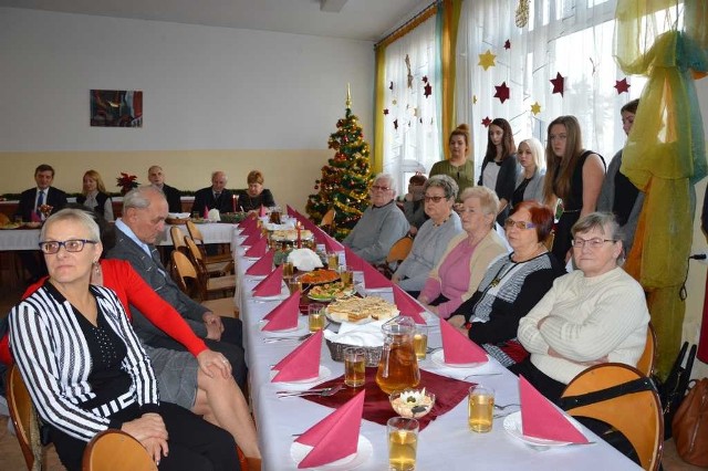 Wigilijne spotkanie członków Zawiązku Niewidomych i Niedowidzących.