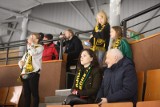 Pół tysiąca kibiców oklaskiwało wygraną hokeistów GKS Katowice 3:1 nad Ciarko Sanok ZDJĘCIA