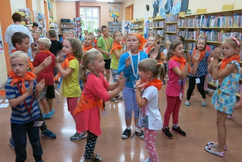 Być jak Sherlock Holmes. Warsztaty w bibliotece w Raciborzu