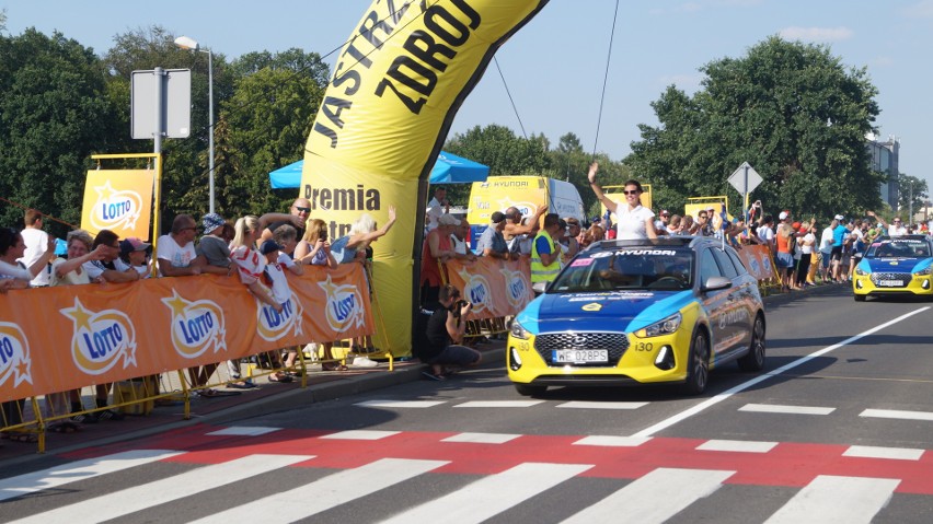 Tour de Pologne 2017 w Jastrzębiu. Kolarze mkną przed siebie