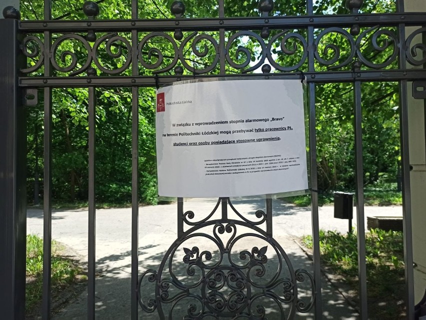 Park Klepacza w Łodzi zamknięty jest już od ponad miesiąca! Łodzianie nie mogą z niego korzystać, a studenci wolą go omijać