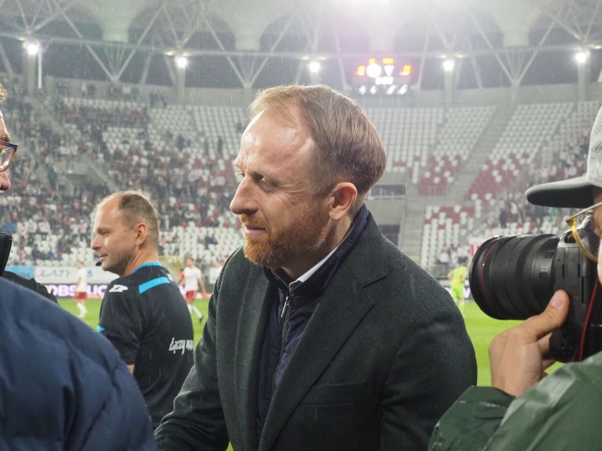 Trener piłkarzy ŁKS Piotr Stokowiec: Mogę jedynie przeprosić naszych kibiców, taka gra jest dla mnie nie do przyjęcia
