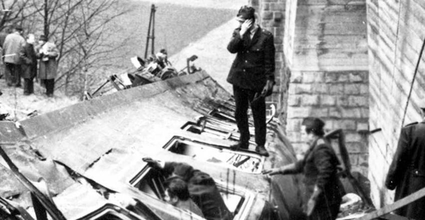 Zdjęcie wykonane zaraz po tragedii z 11 grudnia 1970 r.