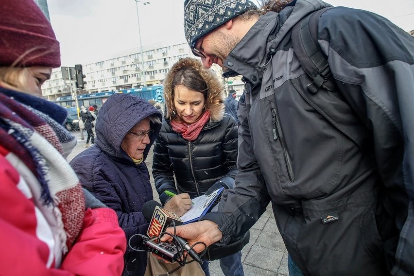 Posłanka PO Agnieszka Pomaska zorganizowała akcję zbierania...