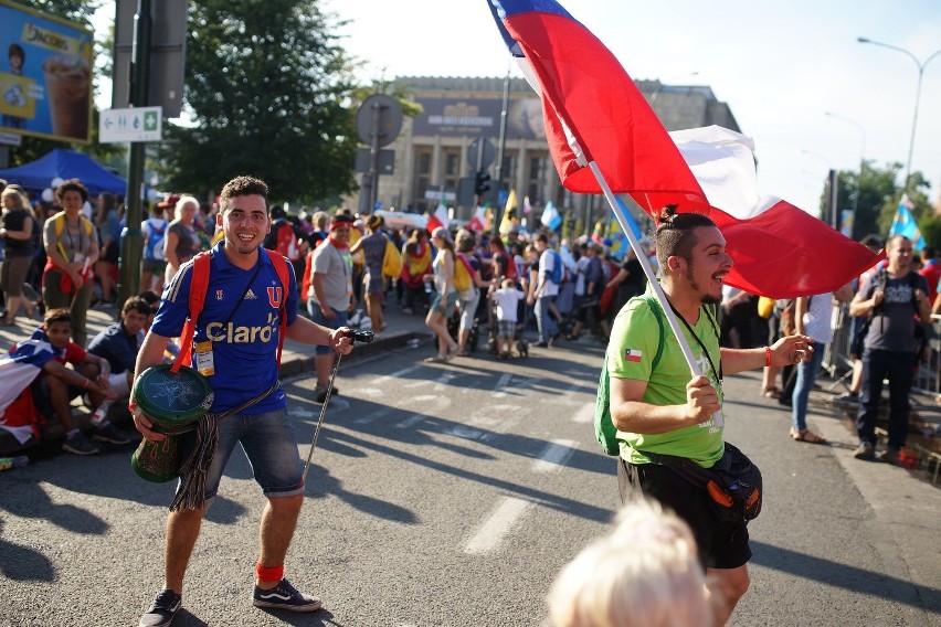 ŚDM w Krakowie. ZIKiT apeluje: Do Brzegów idźcie pieszo