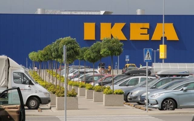 Kontrowersje wokół kampanii reklamowej IKEA. Boże Narodzenie nazwano "zimową imprezą"