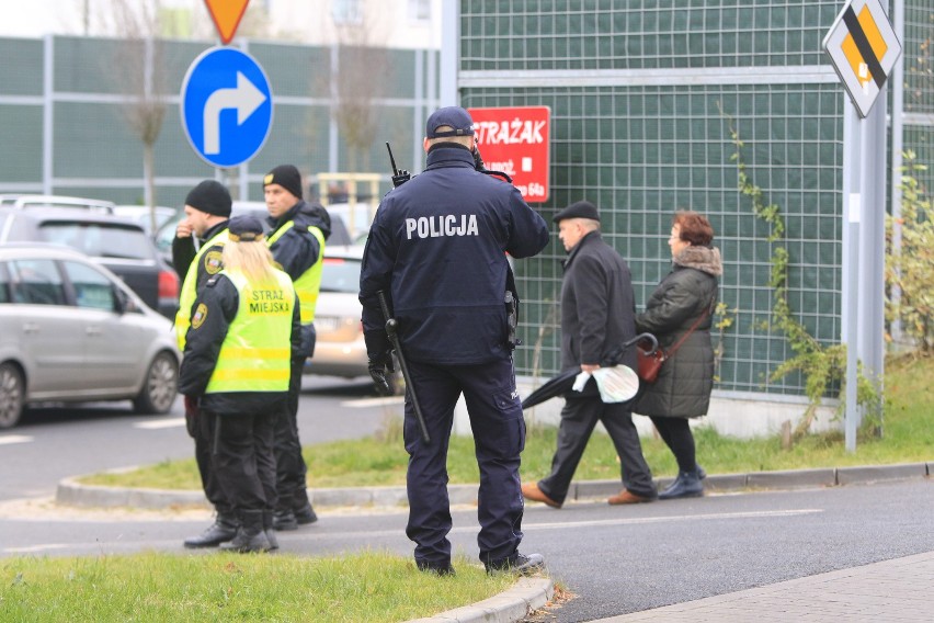 - Ludzie zgłaszają swoje szkody na policję, ale wartość...