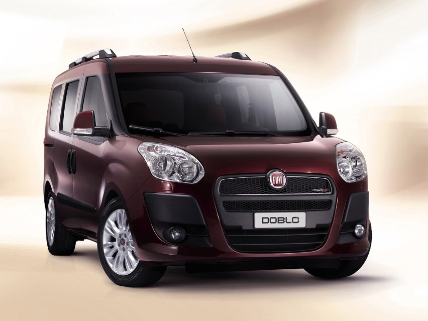 Fiat Doblo i Freemont objęte zostały rabatem do 12 000 zł.