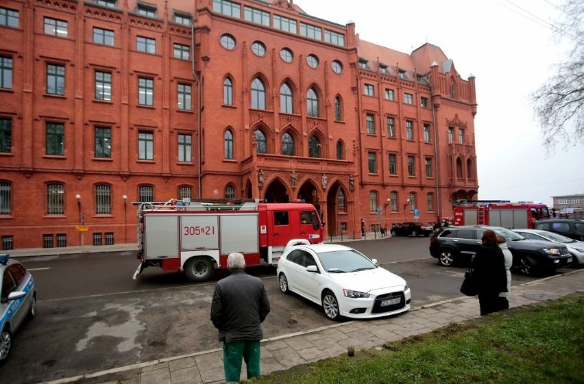 Bomba w Urzędzie Morskim w Szczecinie? Pracownicy ewakuowani
