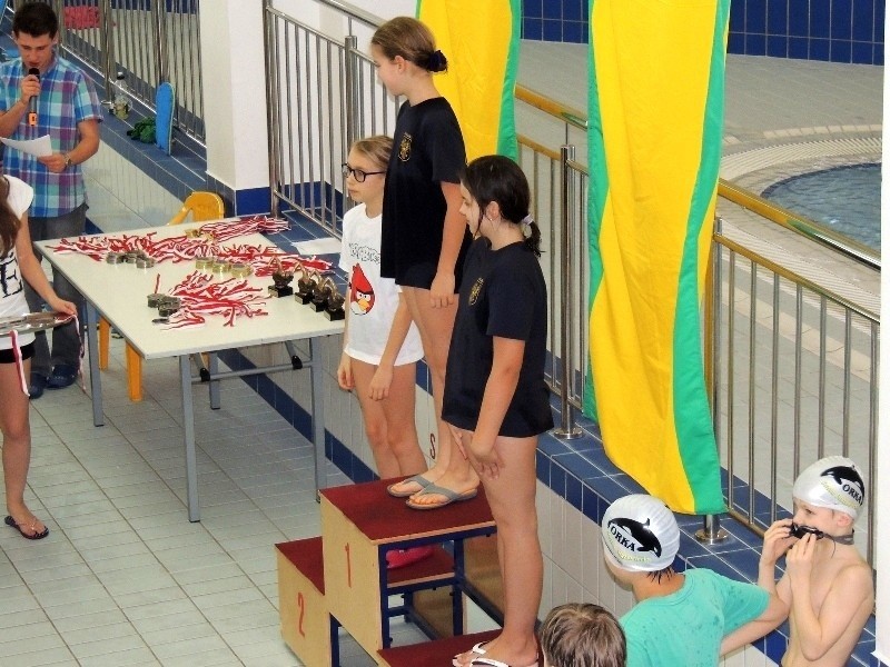 Pływacy UŚKS na zawodach w Warszawie