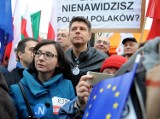 Dziś we Wrocławiu marsz KOD. Na czele pójdzie Petru