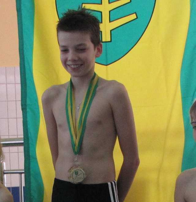 Łukasz Cieśluk (na zdjęciu) po raz kolejny okazał się najlepszym pływakiem zawodów.