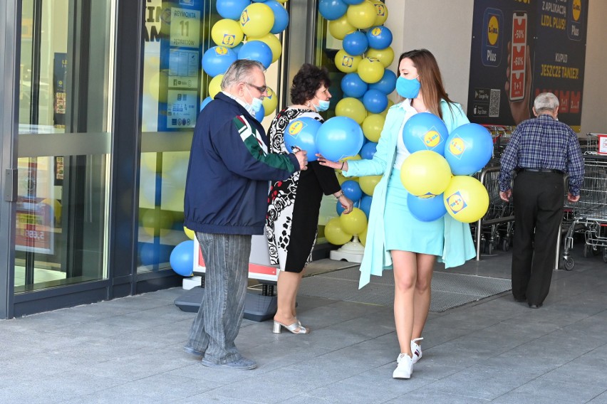 Wielkie promocje i mnóstwo nagród przez trzy dni otwarcia Centrum Handlowego Sekunda. Warto skorzystać