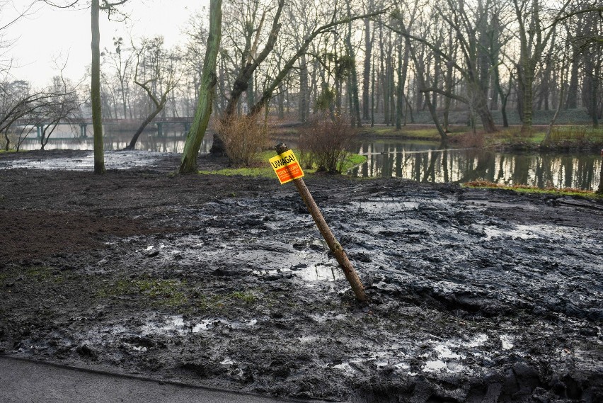 W poniedziałek miał miejsce odbiór prac. Wykonawca obiecał...