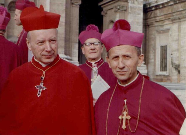 Abp Antoni Baraniak (z prawej) z prymasem Stefanem Wyszyńskim.