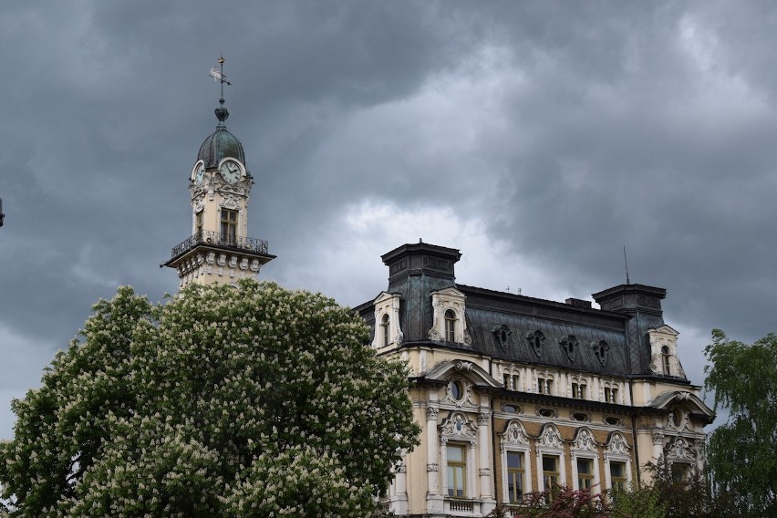 Elewacja sądeckiego ratusza zostanie wyremontowana