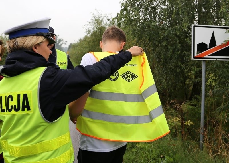 Policja rozdawała odblaski w Księżynie