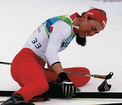 Zmęczona Justyna Kowalczyk na mecie w Whistler Olympic Park Fot. PAP/Grzegorz Momot