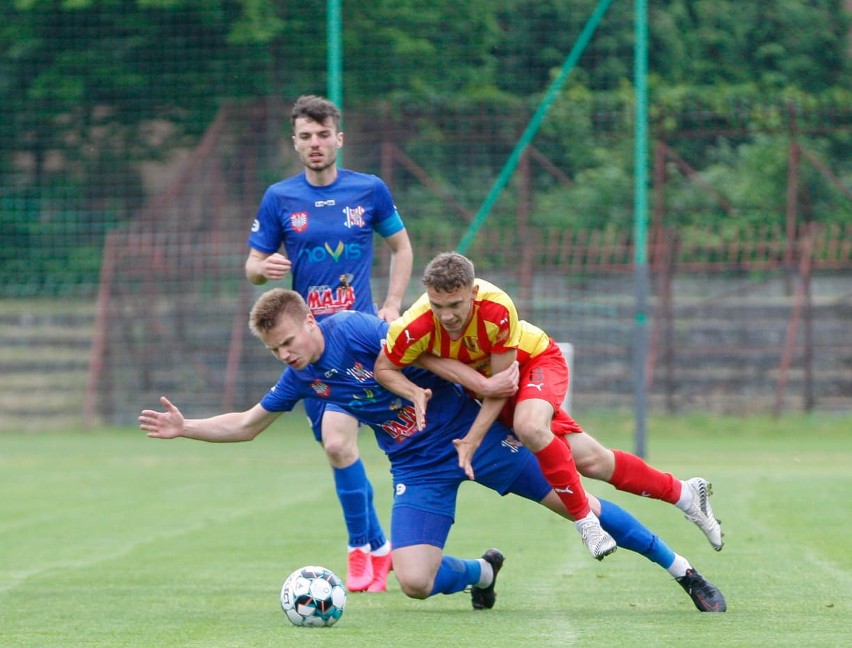 3 liga. Korona II Kielce - Wisła Sandomierz 2:0. Drużyna kielecka zachowała szanse na utrzymanie (ZDJĘCIA)