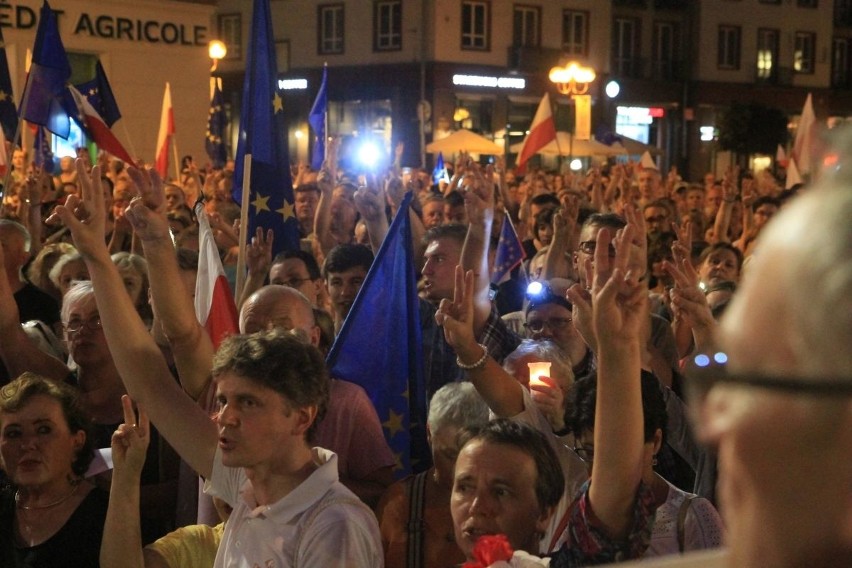 Manifestacja w obronie Sądu Najwyższego, Wrocław - 26 lipca...