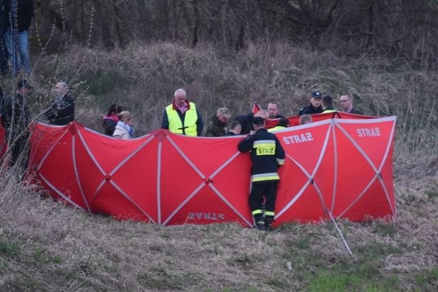 Wronki (woj. wielkopolskie). Znalezione w Warcie ciało kobiety prawie na pewno nie należy do zaginionej w listopadzie Ewy Tylman - podają źródła w policji.