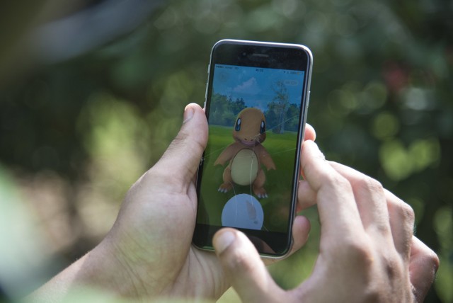 Ostrów Wielkopolski: Zdewastowali zakład, bo szukali pokemonów/zdjęcie ilustracyjne