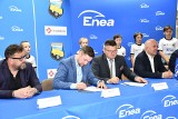 Enea Wytwarzanie wspiera Klub Sportowy Enea „Energia” Kozienice. Podpisano kolejną umowę sponsoringową. Zobacz zdjęcia