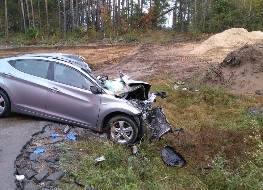 Tragiczny wypadek na DK8. Nie żyją 3 osoby. Hyundai zderzył...