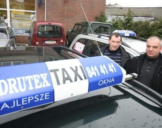 Od lewej: Janusz Woliński i Wojciech Mikolcz z Taxi Drutex.