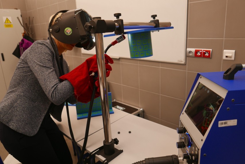 Studenci Politechniki Śląskiej będą uczyć się spawania w wirtualnej rzeczywistości [ZDJĘCIA, FILM]