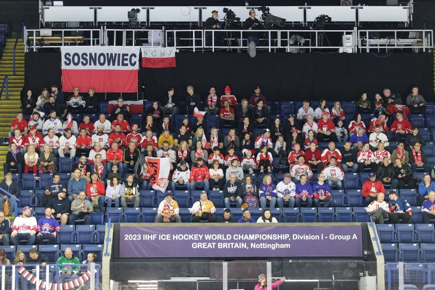 Polscy kibice na meczu z Rumunią...