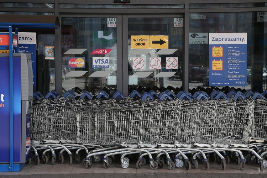 Zamknięte tesco. Do tej pory sklep funkcjonował codziennie...