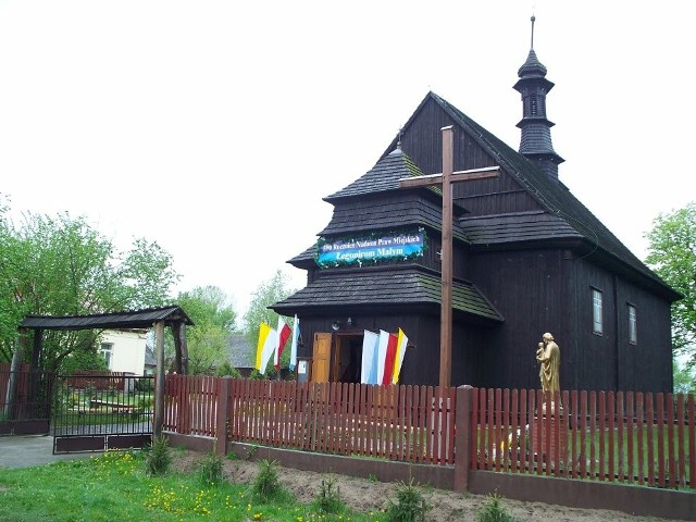 Fot. Jedną ze świątyń, która zostanie poddana renowacji, jest kościół w Łęgonicach Małych, w gminie Odrzywół.