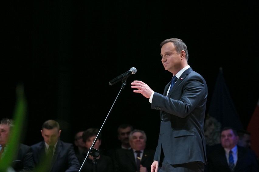 Wolbrom. Andrzej Duda odebrał honorowe obywatelstwo,...