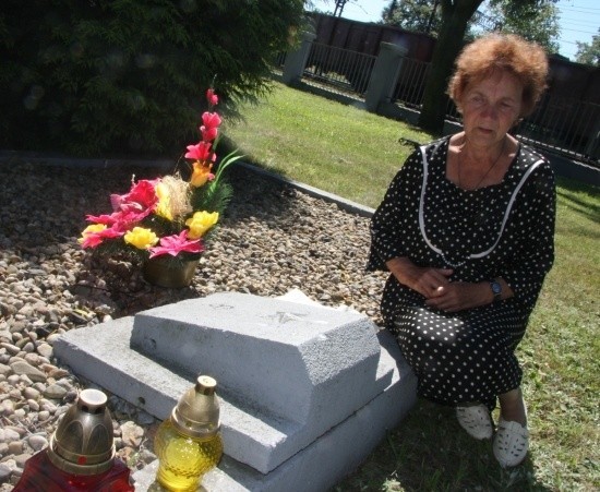 Roza Bazarowa: - Nie przypuszczałam, że mój ojciec leży na takim pięknym cmentarzu.