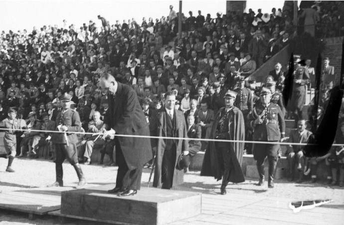 Maj 1937 r. Uroczyste otwarcie miejskiego stadionu...