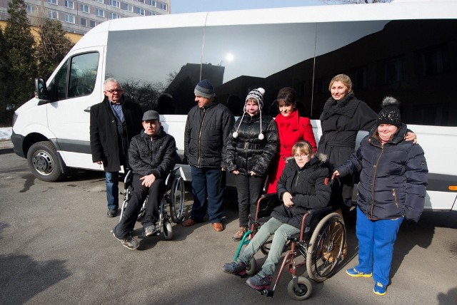Jastrzębie: Autobus za 295 tys. zł będzie woził niepełnosprawnych
