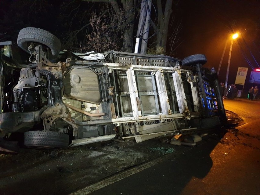 Marszowice. Groźny wypadek na drodze 967. Jedna osoba w szpitalu