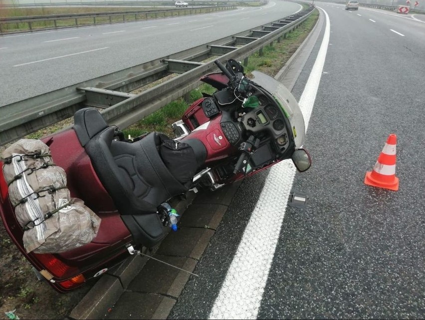 Lucynów. Wypadek motocyklisty na S8 28.04.2019 [ZDJĘCIA]