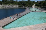 Zakrzówek w Krakowie. W końcu legalne plażowanie i otwarte kąpielisko. Ale trzeba uważać!