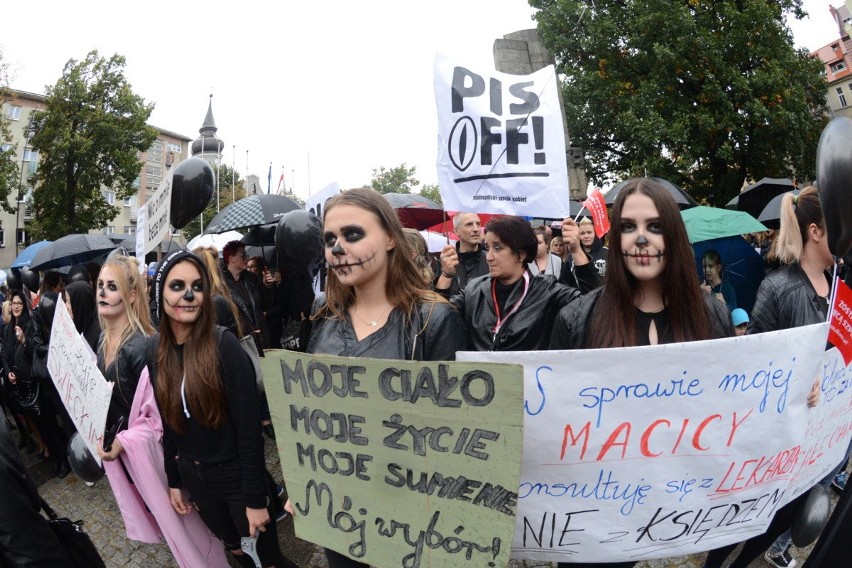 Protest mieszkańców Zielonej Góry przeciwko ustawie...