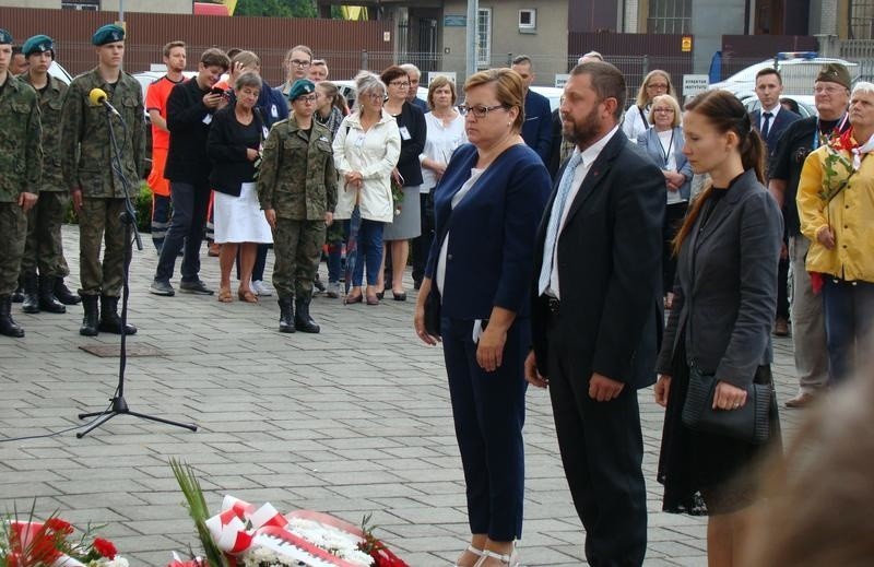 Oświęcim. 78. rocznica pierwszego transportu polskich więźniów do Auschwitz z udziałem przedstawicieli rządu [ZDJĘCIA]