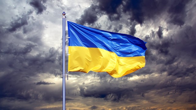 "Nadanie Ukrainie statusu kandydata ma być ważną motywacją dla walczących Ukraińców, ale też istotnym sygnałem dla Władimira Putina".