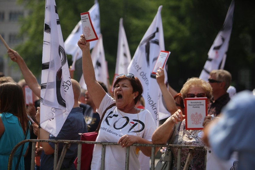 Prezydent oddał hołd bohaterom polskiego Śląska, Wojciechowi...