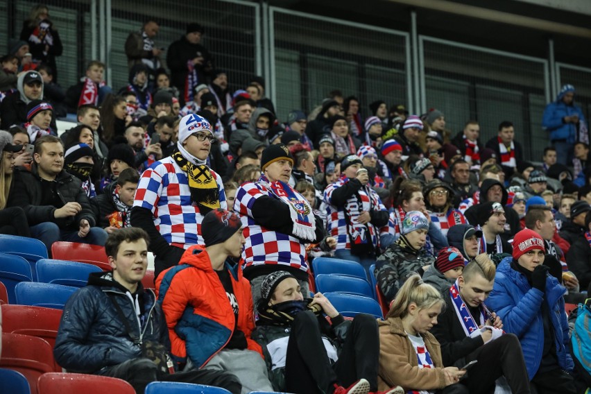 Górnik Zabrze – Wisła Kraków. Zobacz, jak bawili się kibice [ZDJĘCIA]