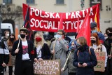 Kraków. Demonstracja w rocznicę Międzynarodowego Dnia Solidarności Ludzi Pracy [ZDJĘCIA]