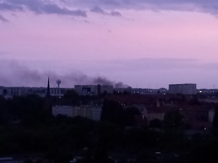 Dużo dymu nad Szczecinem. Pożar na szczęście bez ofiar