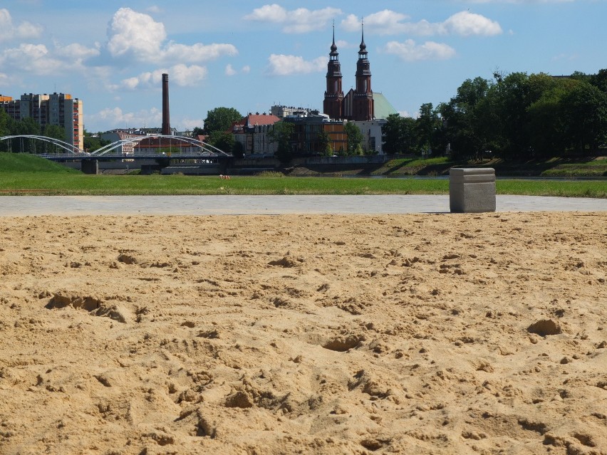 Na razie plaża czeka na odbiór ze strony urzędu miasta, ale...